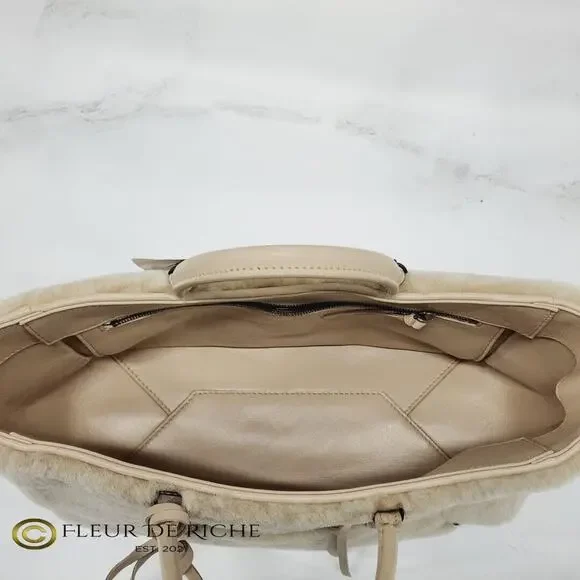 Balenciaga Papier Merino Lamb Wool Tapioca Beige Satchel Bag 410238 - Picture 6 of 7